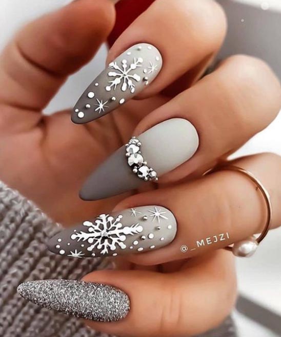 Snowflake Winter Nails