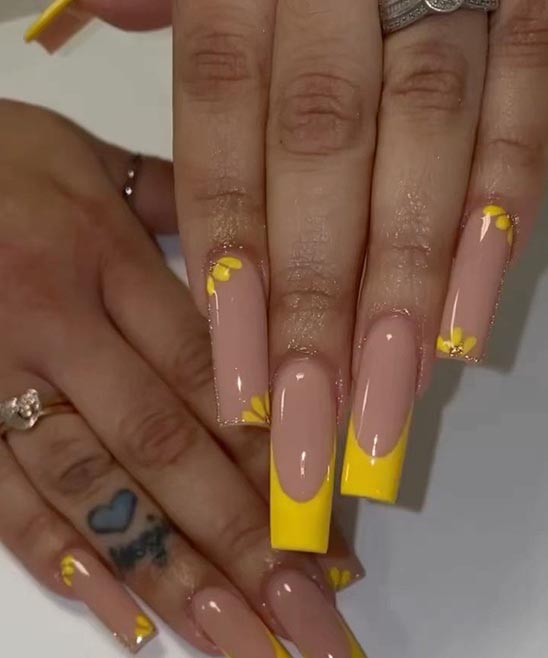 Tips of Nails Are Yellow