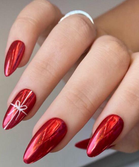 Red Holiday Nails 2021